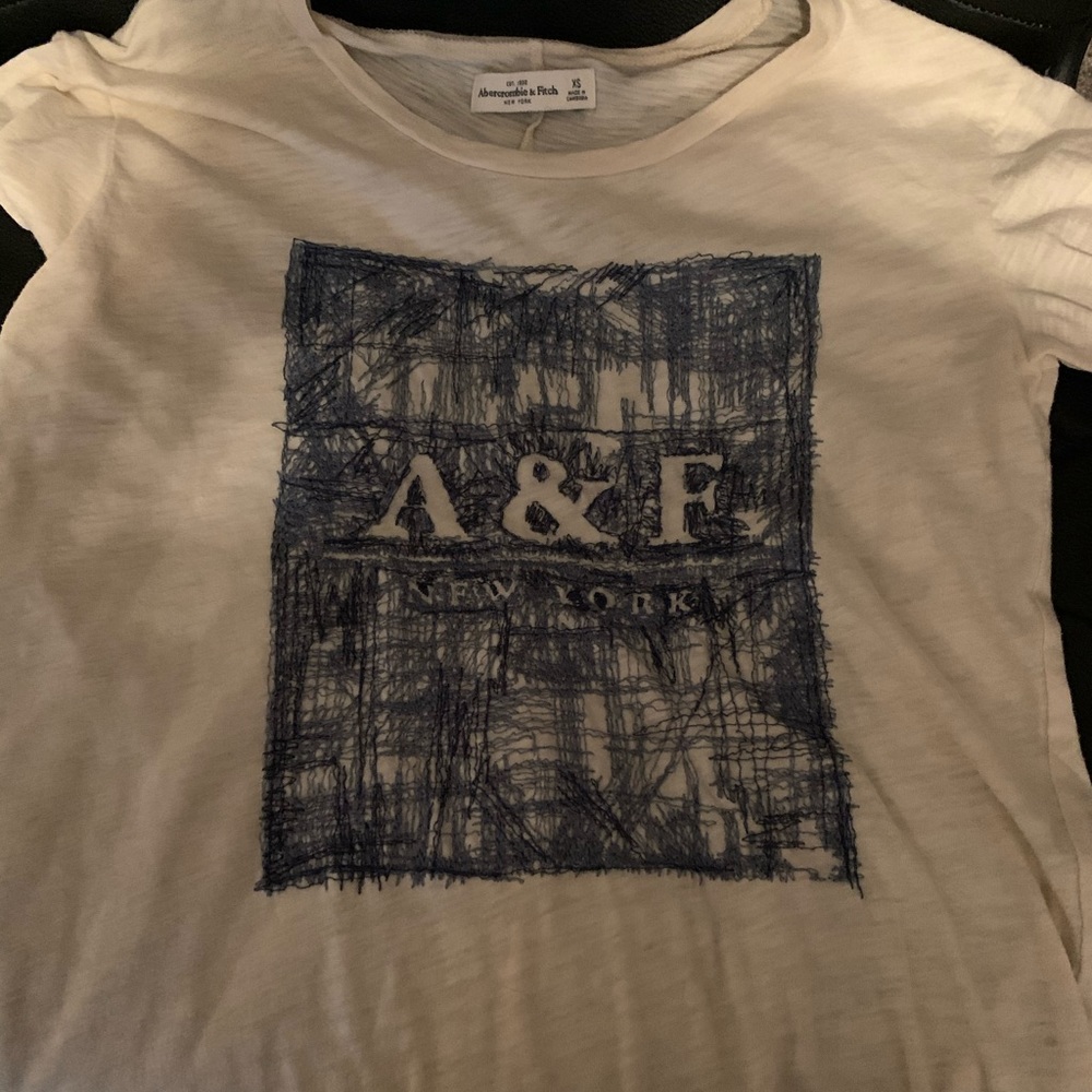 Ambercrombie & Fitch XS tee-shirt